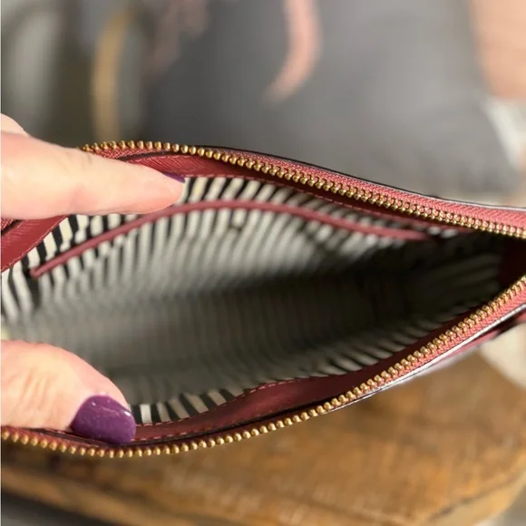 Kate Spade Maroon leather crossbody - Picture 4 of 6